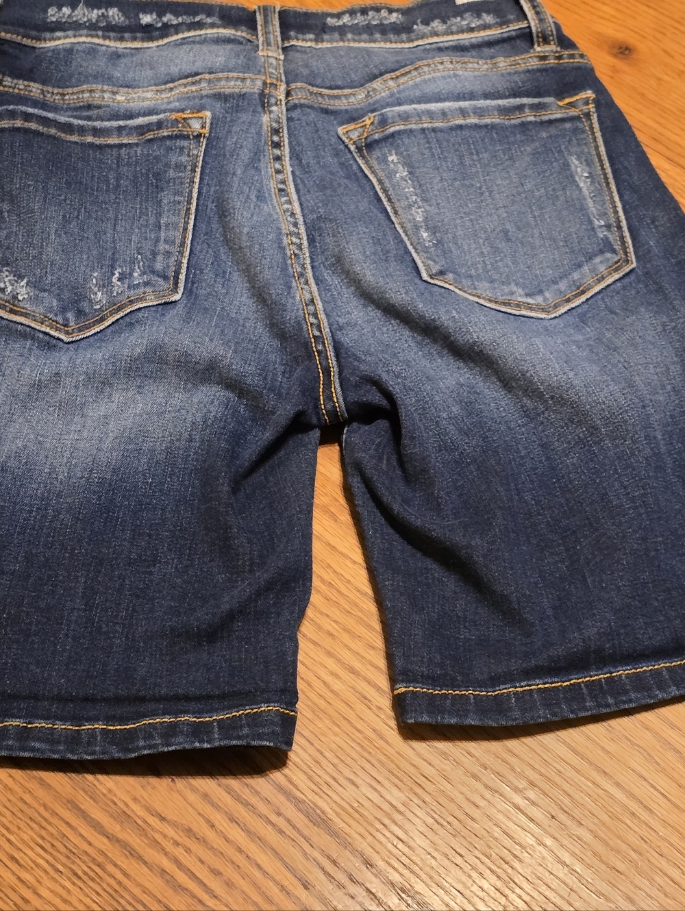 Kancan Women’s Shorts Sz 26 Dark Wash Distressed Destroyed Holes Denim Jean - Picture 8 of 14